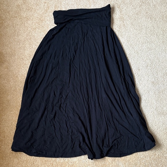GAP Dresses & Skirts - GAP Classic Black Maxi Skirt small